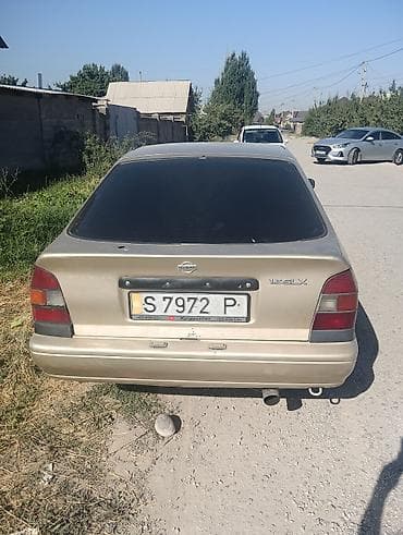 infinity fx: Nissan Primera: 1992 г., 1.6 л, Ручные, Бензин, Хэтчбэк — 2