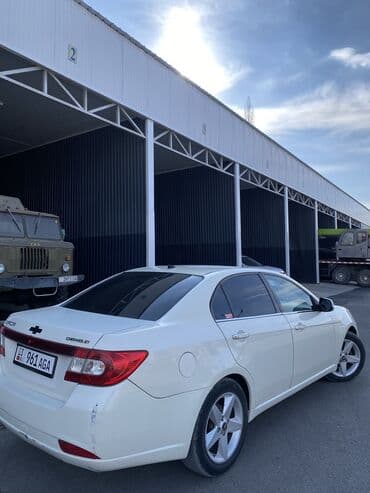 машины токмока: Chevrolet Epica: 2010 г., 2 л, Механика, Газ, Седан — 4