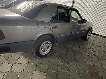 мерс майбак: Mercedes-Benz W124: 1988 г., 2.3 л, Механика, Бензин, Седан — 5