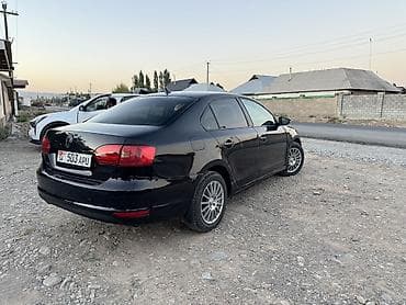 Унаа: Volkswagen Jetta: 2012 г., 1.6 л, Автомат, Бензин, Седан — 3