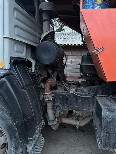 Тигүү цехтери үчүн жабдуулар: Самосвал КАМАЗ, трехосный (6x4), оранжевый кузов. Основные — 7