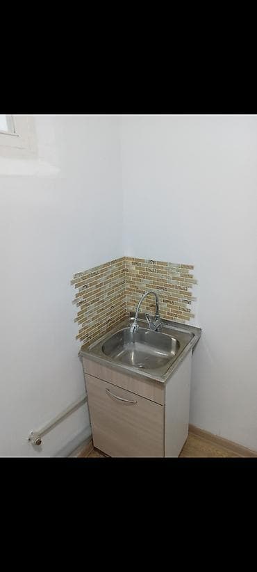 пол дома: 2 комнаты, 43 м², 2 этаж — 5