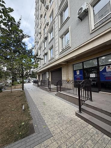 Аренда офисов, 110 м², В жилом комплексе, 1 линия, С отдельной кухней, С отдельным сан узлом at lalafo.kg Аренда офисов, 110 м², В жилом комплексе, 1 линия, С отдельной кухней, С отдельным сан узлом