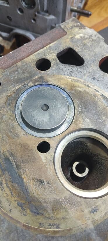 ремонт ходовой части в бишкеке | ремонт ходовки бишкек | ремонт ходовой в бишкеке | фото: Ремонт,ГБЦ шлифовка опрессовка замена седел направляющих втулок — 2