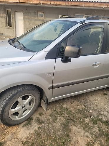 спейс вегон: Mitsubishi Space Wagon: 1999 г., 2 л, Ручные, Бензин, Универсал — 4