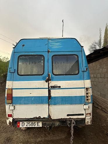 mini kuper: Mercedes-Benz T1: 1991 г., 2.9 л, Дизель, Фургон — 3