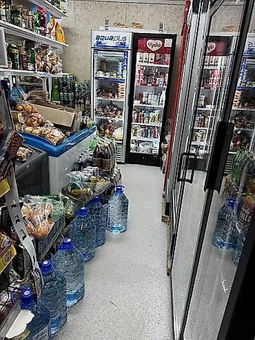 продуктовый магазин: 12 мкр Продается готовый бизнес, продуктовый магазин Площадь: 37м2 — 5