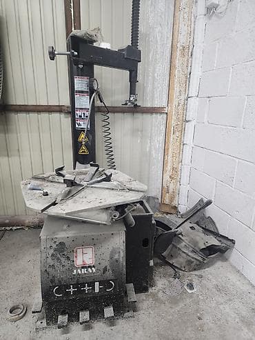 Аппараты для стирки ковров: Шиномонтажное оборудование JARAY — комплект Состав: - Станок для — 3