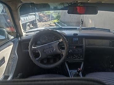 Транспорт: Audi 80: 1994 г., 2.3 л, Механика, Газ, Седан — 6