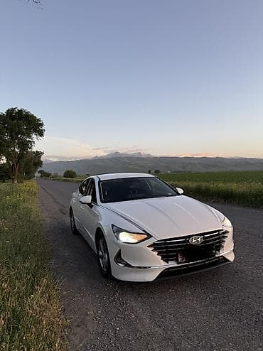 bmb 5: Hyundai Sonata: 2019 г., 2 л, Автомат, Газ, Фастбек — 2