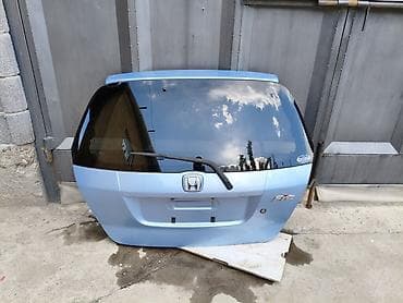 fit 2012: Крышка багажника Honda, Оригинал — 1