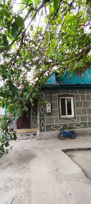 Үйдү ижарага алам: Үй, 70 кв. м, 5 бөлмө — 26