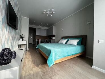 суточные квартиры бишкек цум: 1 комната, Банные принадлежности, Бронь, Телевизор — 3