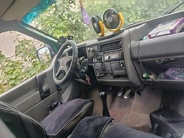 Volkswagen Transporter: 1992 г., 2.4 л, Механика, Дизель, Минивэн — 5
