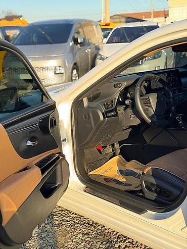 Lexus: Lexus ES: 2022 г., 2.5 л, Автомат, Гибрид, Седан — 6