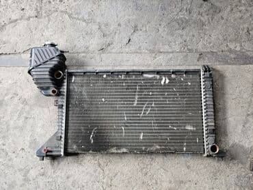 Радиатор охлаждения двигателя Mercedes-Benz Sprinter CDI, 901 - 904