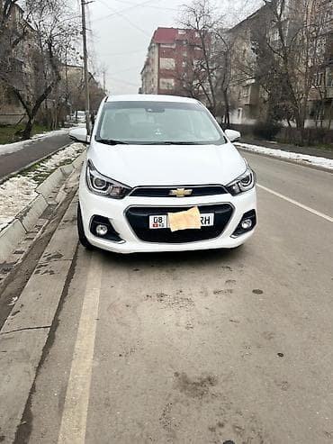 spark: Chevrolet Spark: 2015 г., 1 л, Вариатор, Бензин, Хэтчбэк — 4