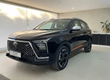 JAC : 2023 г., 1.5 л, Робот, Бензин, Универсал