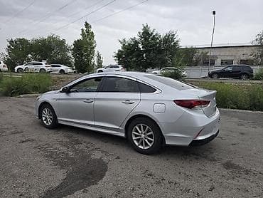 Hyundai Sonata: 2020 г., 2 л, Автомат, Газ, Седан — 4