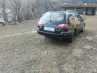 Транспорт: Toyota Avensis: 2002 г., 1.8 л, Кол менен иштөөчү, Бензин, Универсал — 4