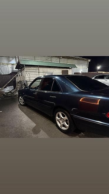 саббуферы: Mercedes-Benz E-Class: 1996 г., 2.3 л, Автомат, Бензин, Седан — 7