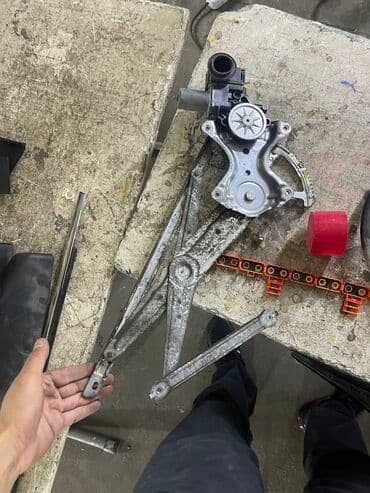 очки фирменные: Переднее левое Audi, 2017 г., Б/у, Оригинал — 2