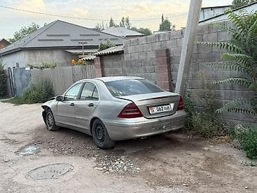 лобовое стекло на е34: Mercedes-Benz C-Class: 2003 г., 1.8 л, Механика, Бензин, Седан — 2