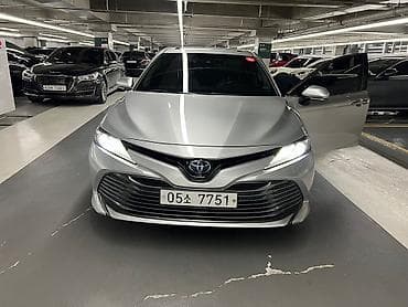 Toyota Camry: 2018 г., 2.5 л, Автомат, Гибрид, Седан lalafo.kg да Toyota Camry: 2018 г., 2.5 л, Автомат, Гибрид, Седан