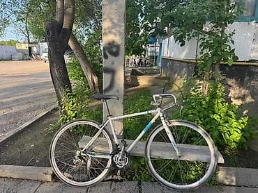 Городской шоссейный велосипед с классической рамой и «бараном» - Рама