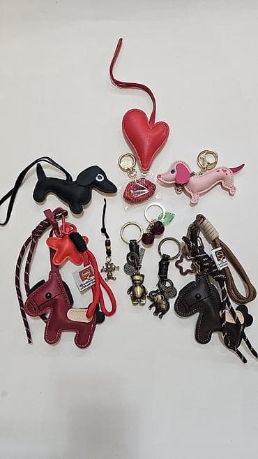 Подставка на сумку 
Брелок