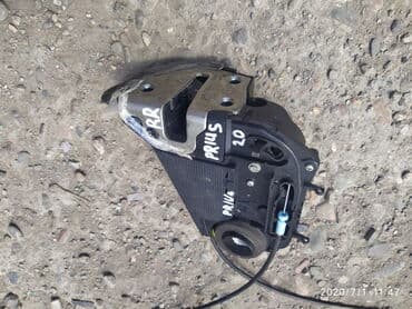 автозапчасти рядом: Toyota Prius 20 Замок дверной центральный, Тойота Приус замок дверной — 1