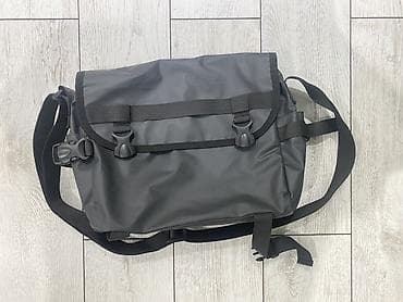 Сумка через плечо (мессенджер), черная. - Материал: плотный