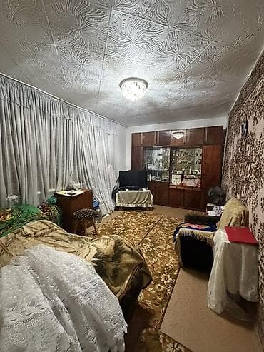 квартира киргизия 2: 2 комнаты, 42 м², Хрущевка, 1 этаж, Старый ремонт — 2