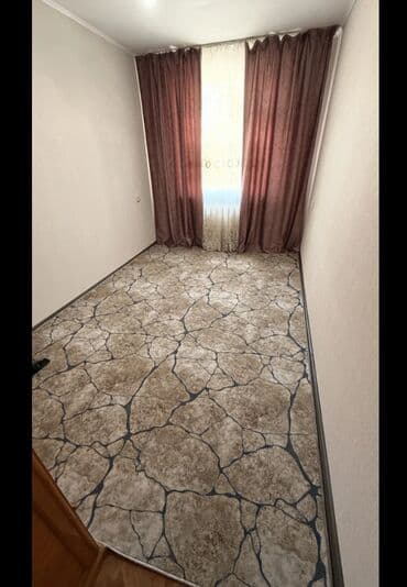 4 гор болница квартира: 2 комнаты, 43 м², 104 серия, 4 этаж — 4