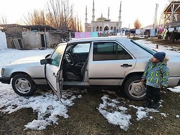 Mercedes-Benz W124: 1988 г., 2.3 л, Кол менен иштөөчү, Бензин, Седан — 2