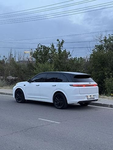 byd plus: Lixiang L7: 2023 г. — 3