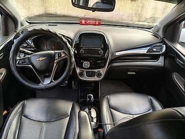 mini cooper: Chevrolet Spark: 2018 г., 1 л, Автомат, Бензин, Хэтчбэк — 3