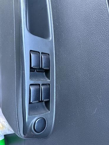 шваралет авио: Chevrolet Spark: 2012 г., 1 л, Автомат, Бензин, Хэтчбэк — 6