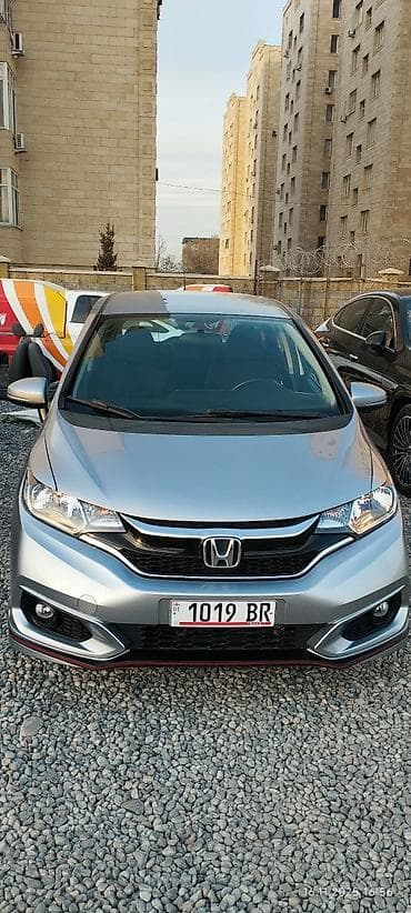 kia sport: Honda Fit: 2019 г., 1.5 л, Вариатор, Бензин, Хэтчбэк — 1