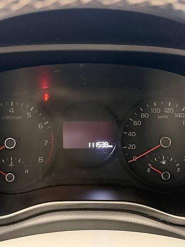 волво 500: Kia Morning: 2017 г., 1 л, Автомат, Бензин, Хэтчбэк — 7