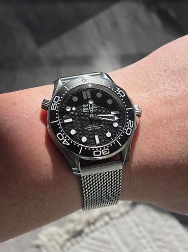 Личные вещи: Omega Seamaster Diver 300M 007 Edition. • Люксового качества класса — 4
