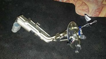 электронный насос для машины цена: Бензонасос на Марк2 Х90 Марк2 Х100 Чайзер Х100 . из Японии — 1