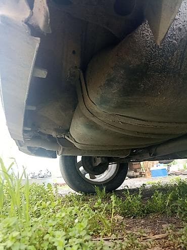 Унаа сатуу: Volkswagen Golf: 1994 г., 1.8 л, Кол менен иштөөчү, Бензин, Хетчбек — 10