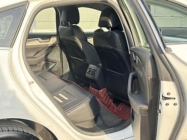 mini cuper: BYD Qin: 2021 г., Автомат, Электромобиль, Седан — 7