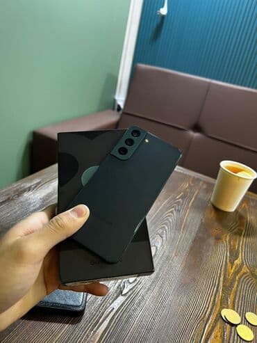 сколько стоит ноутбук самый дешевый: Samsung Galaxy S22, Б/у, 128 ГБ, цвет - Зеленый, 1 SIM — 4