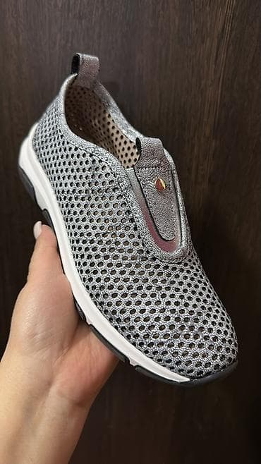 Жеке буюмдар: Женская летняя обувь — стильные модели для повседневности и отдыха. В — 10