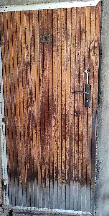 Железная дверь 5000сом at lalafo.kg Железная дверь 5000сом