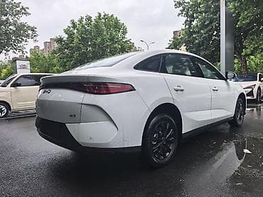 camry 2020: BYD E9: 2026 г., 1.5 л, Автомат, Электромобиль, Седан — 3