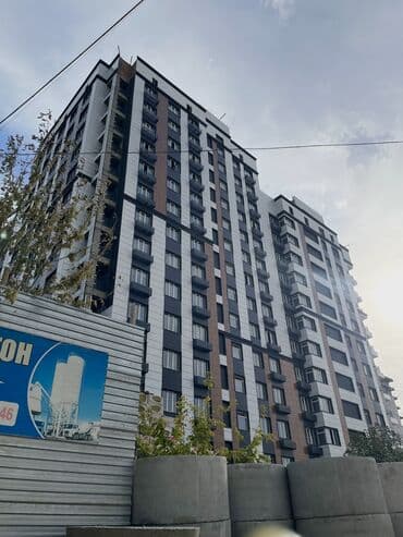 продаю 2х ком кв бишкеке без ремонта токтогул ткрусбекова: 2 комнаты, 67 м², Элитка, 9 этаж, ПСО (под самоотделку) — 1