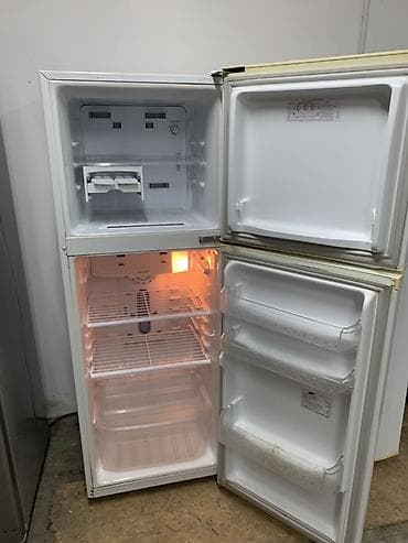 корпус jump: Холодильник Samsung, Б/у, Двухкамерный, No frost, 54 * 154 * 60 — 2